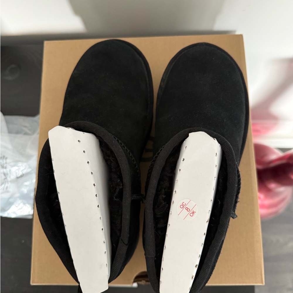 UGG CLASSIC ULTRA MINI PLATFORM - Picture 4 of 7